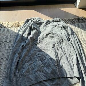 Lululemon Gray Long Sleeve Top